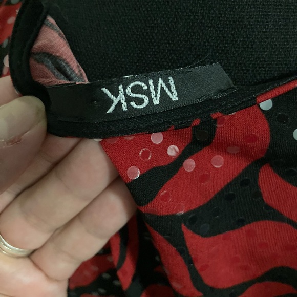 MSK Roses top with sequins - Picture 4 of 5